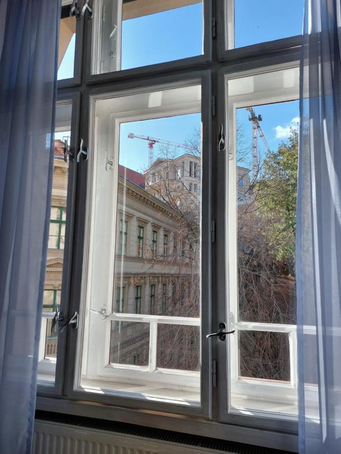 Sunny Studio At The Castle 부다페스트 외부 사진
